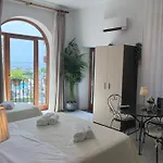 La Maison Rose 3* Maiori