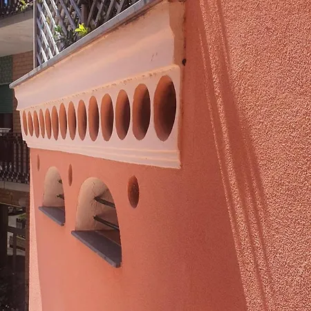 Pensión La Maison Rose Maiori