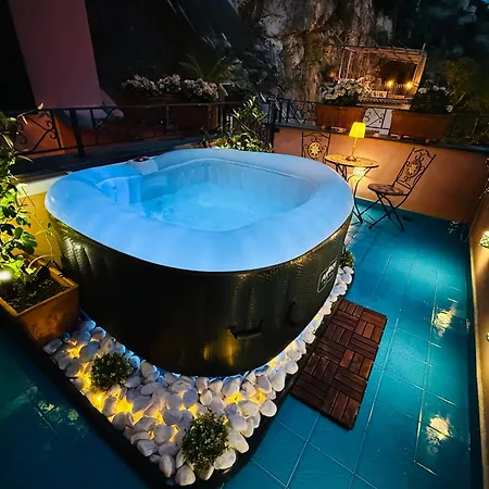 La Maison Rose 3* 马奥莱